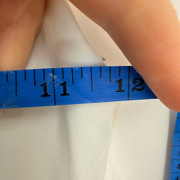 Suhk Asana Womens White Tennis Dress Built In Bra And Shorts Size Small Pockets - Picture 9 of 11